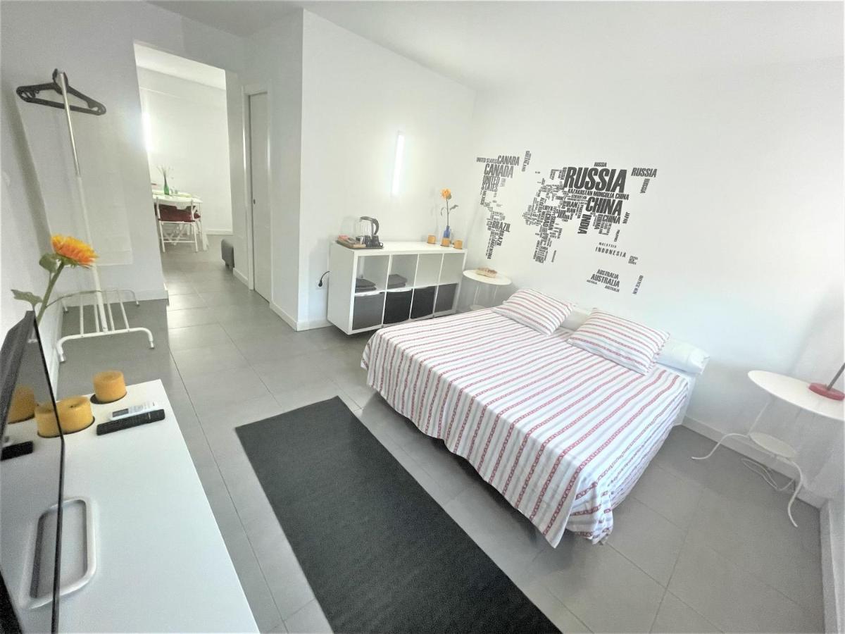Plaza De Toros / Centro Apartment Malaga Luaran gambar