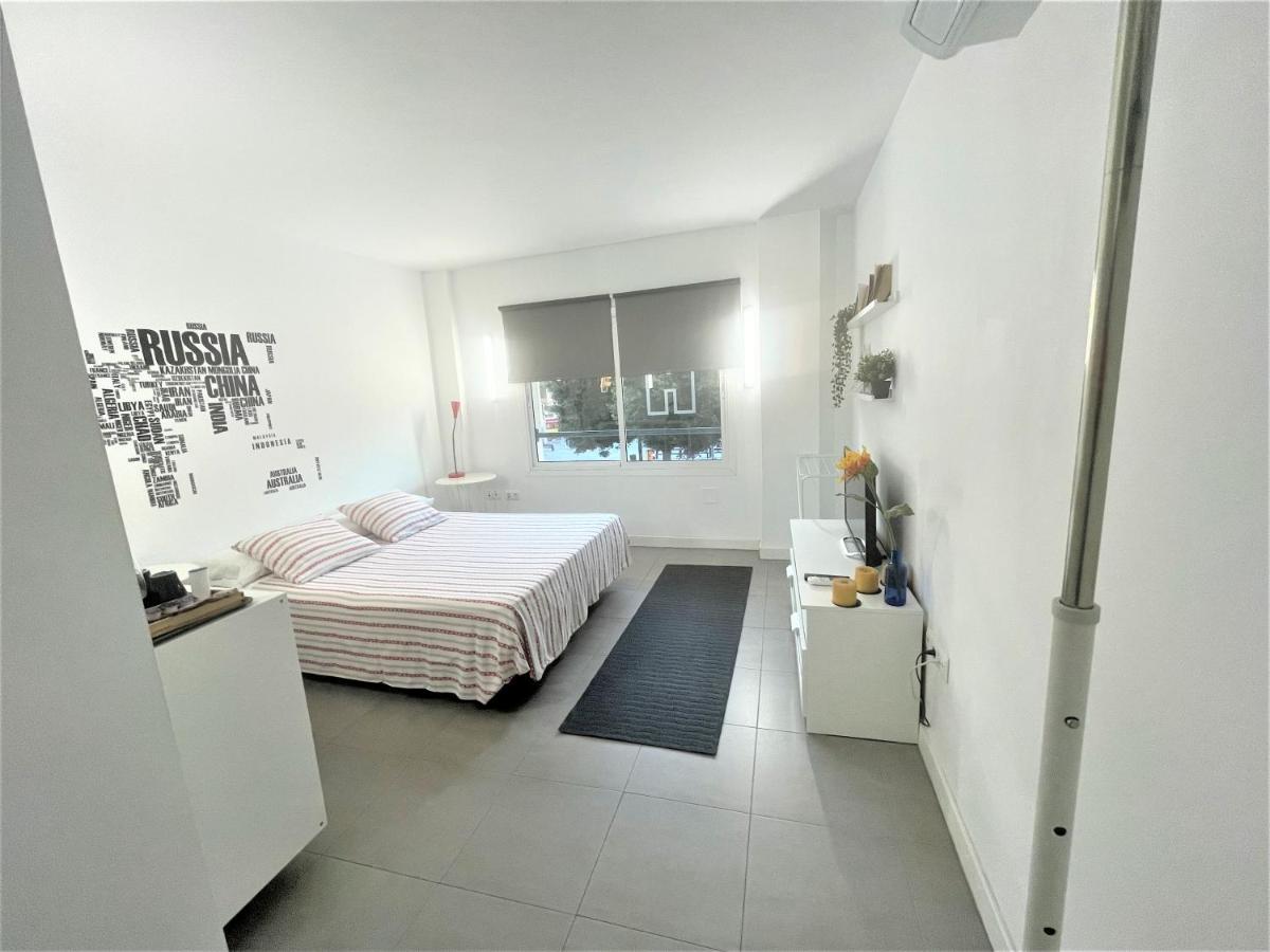 Plaza De Toros / Centro Apartment Malaga Luaran gambar